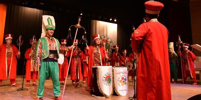 Müzikle Hayata Tutunuyorlar