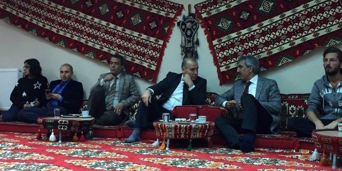 Eski Milletvekili Dal Gençlik Merkezi Üyeleri İle Bir Araya Geldi