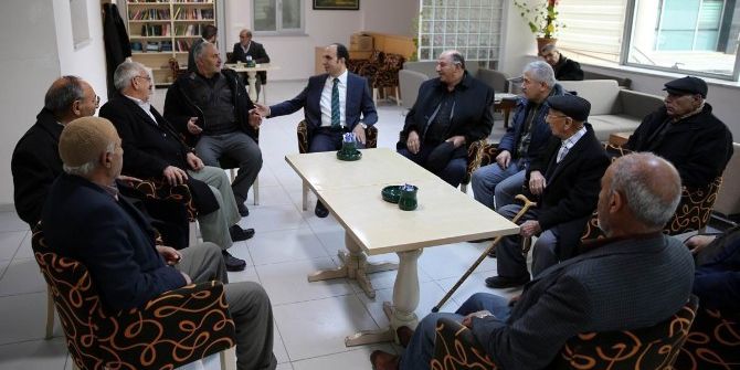 Başkan Altay, Emekli Lokalini Ziyaret Etti
