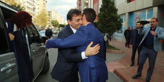 Kosova Kamu Düzeni Bakanı’ndan Başkan Tok’a Kongre Teşekkürü