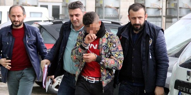 Silah Kabzası Ve Bıçakla Yaralamaya Gözaltı