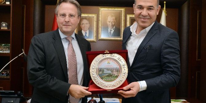 Sözlü: "Türkiye’nin Mücadelesine Avrupa’dan Samimi Destek Bekliyoruz"