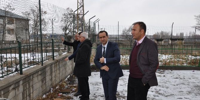 Bulanık’a Çok Amaçlı Kapalı Spor Salonu Ve Halı Saha