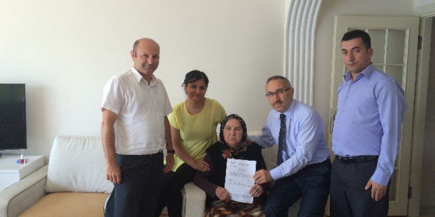 Eşinin Ölümünden 31 Yıl Sonra Maaş Bağlandı