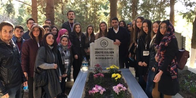 Çanakkale’nin Tek Kadın Milletvekili Zekiye Gülsen Mezarı Başında Anıldı