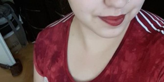 16 Yaşındaki İlayda Sosyal Medyadan Son Fotoğrafını Paylaşıp Ortadan Kayboldu