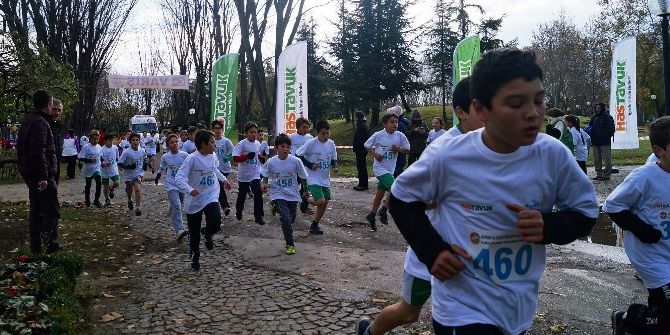 Kendileri İçin Koştular