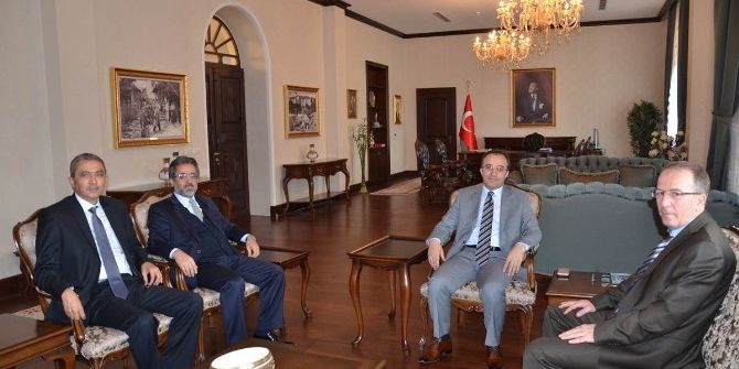 Vali Çataklı Yök Üyeleriyle Bir Araya Geldi