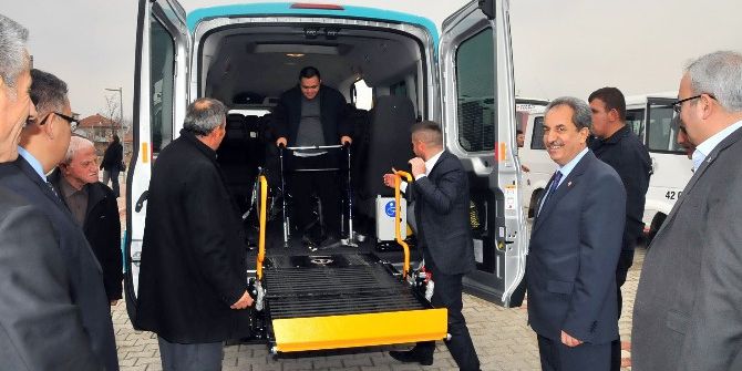 Akşehir Belediyesi’nden Engelliler İçin ‘Engelsiz Taksi’ Hizmeti