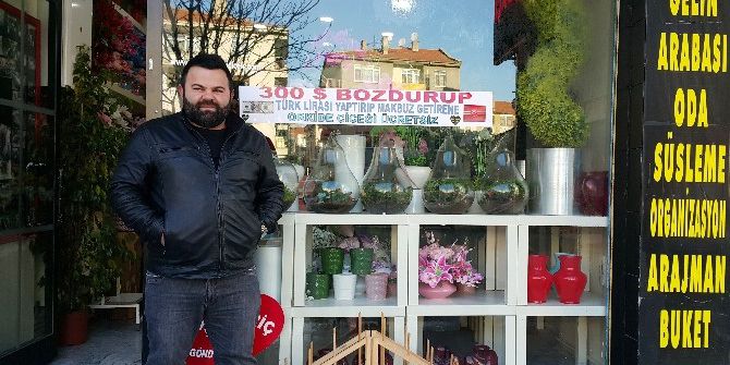 300 Dolarını Bozdurana Orkide Hediye