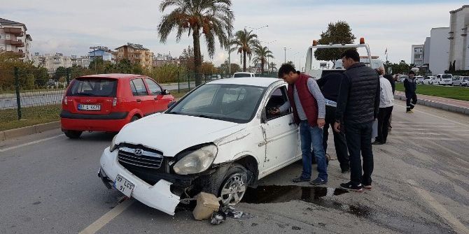 Otomobilin Lastiği Patladı: 1 Yaralı