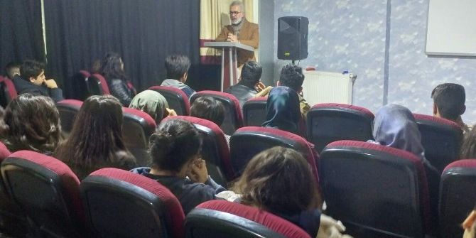 Yazar Bahadır Yenişehiroğlu Öğrencilerle Buluştu