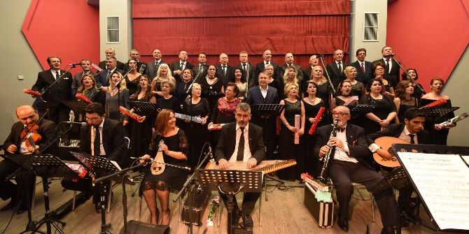 Yunusemre Tsm Korosundan Unutulmaz Konser