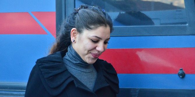 22 Yaşındaki Kadının, Kendisini Zorla Alıkoyan Genci Bıçakladığı İddiasıyla Yargılanmasına Devam Edildi