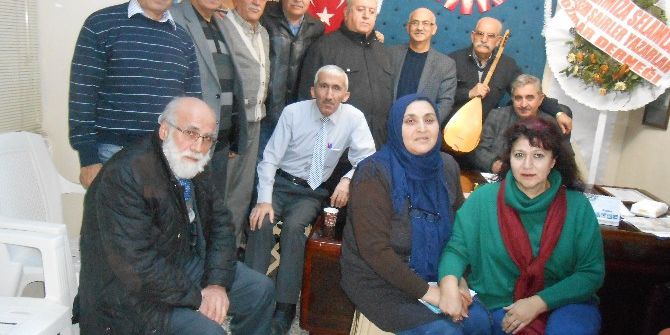 Eskişehirli Şairler Ve Ozanlar Dünya Kadın Hakları Günü’nü Şölenle Kutladı