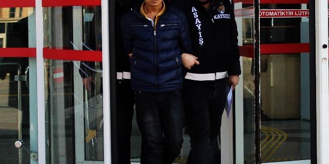 Sahte Polis, Gerçek Polislerden Kaçamadı