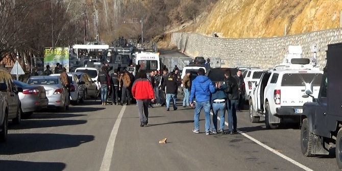 Polise El Bombalı Saldırı Girişiminde Bulunan Şahıs Öldürüldü