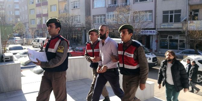 Tartıştığı Kişiyi Silahla Yaralayan Şüpheli Tutuklandı