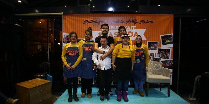 Engelsiz Kafe Birinci Yılını Kutluyor
