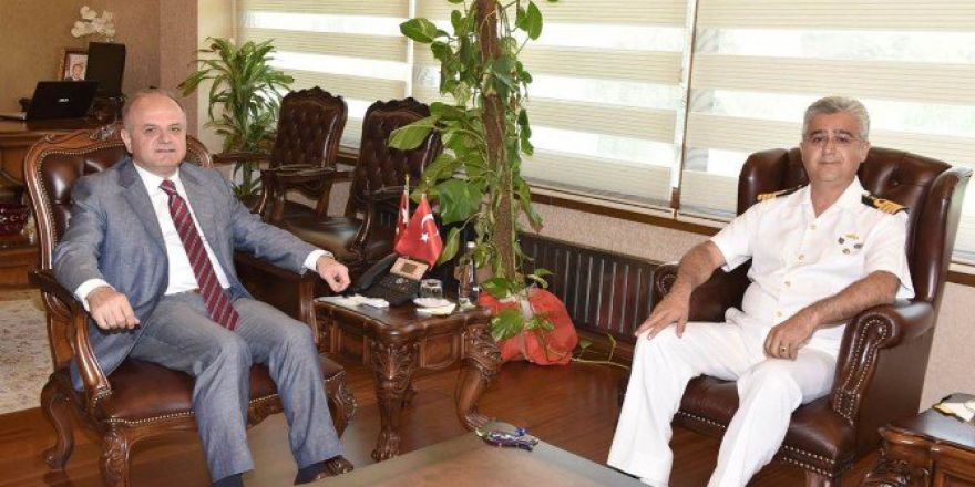 Emekliye Ayrılacak Komutandan Vali Çakacak’a Veda Ziyareti