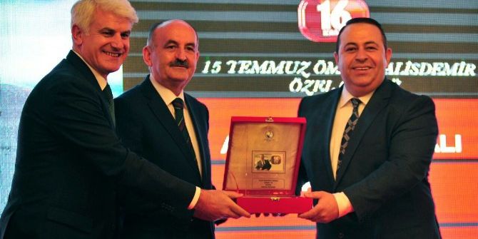 Kanal 16 Ya Özel Ödül