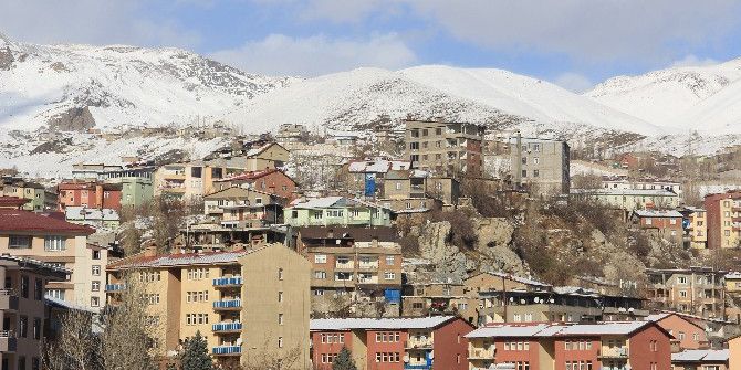 Hakkari Belediyesi Bina Sahiplerini Uyardı