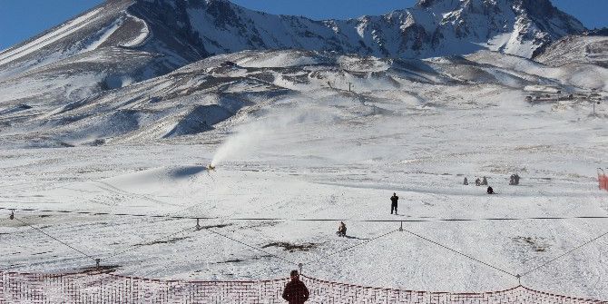 Erciyes’te Kayak Sezonu Hafta Sonu Açılıyor