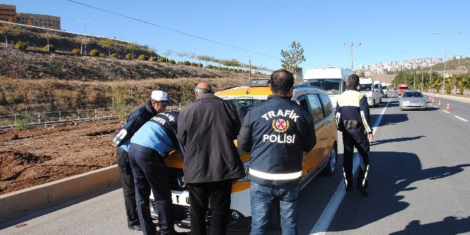 Şanlıurfa’da Öğrenci Servisleri Ve Taksiler Denetlendi