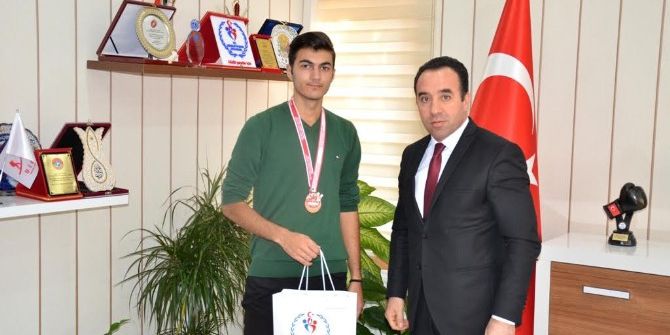 Dartçılardan Büyük Başarı