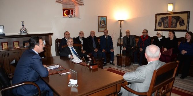 Artvinlilerden Dündar’a Ziyaret