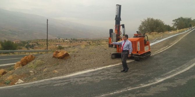 Pütürge Yollarına Bariyerli Çözüm