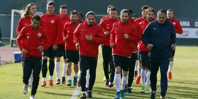 Antalyaspor, Fenerbahçe Maçı Hazırlıklarını Sürdürdü