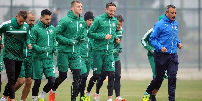 Bursaspor, Beşiktaş Maçı Hazırlıklarına Moralli Başladı