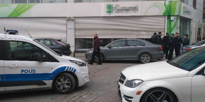 Büyükçekmece’de Silahlı Banka Soygunu