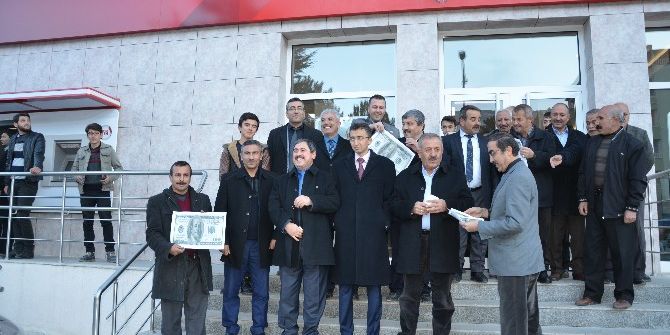 Darendeliler Dolar Kampanyasına Tam Destek Veriyor