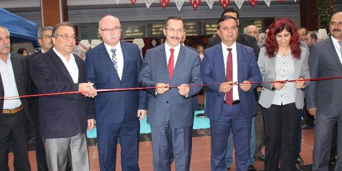 Çal İlçesinin Tarımsal Ve Yöresel Ürünleri Paü’de Tanıtıldı