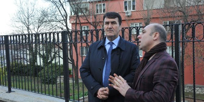 Osmangazi’den Okullara Hizmet Yağmuru