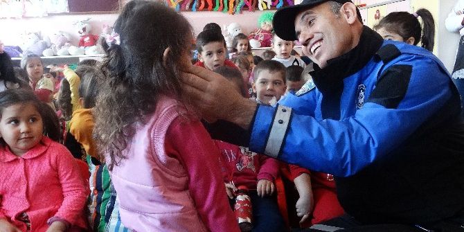 Polisten Anasınıfı Öğrencilerine Uyarı