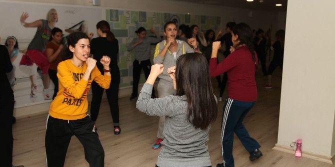 Dünya Şampiyonundan Kick Boks Eğitimi