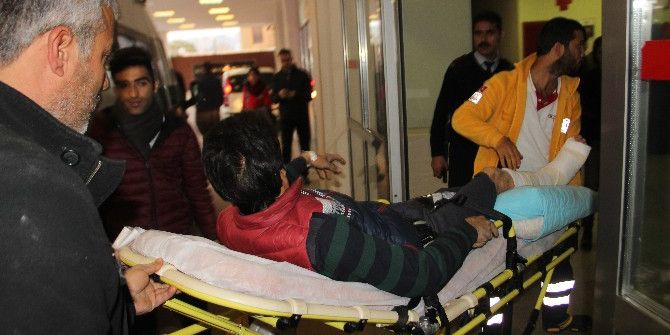 Takla Atan Motosikletin Sürücüsü Yaralandı