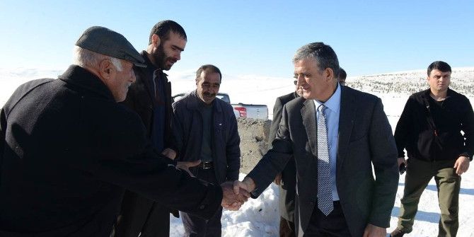 Vali İbrahim Özefe, Köy Ziyaretlerini Sürdürdü