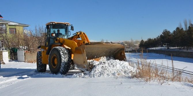 Tatvan’da Karla Mücadele Çalışması