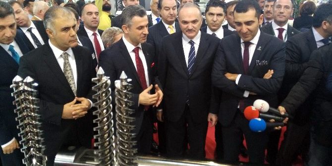 Bakan Özlü: "Döviz Kurundaki Artışın Ekonomiye Etkisini En Aza İndireceğiz"