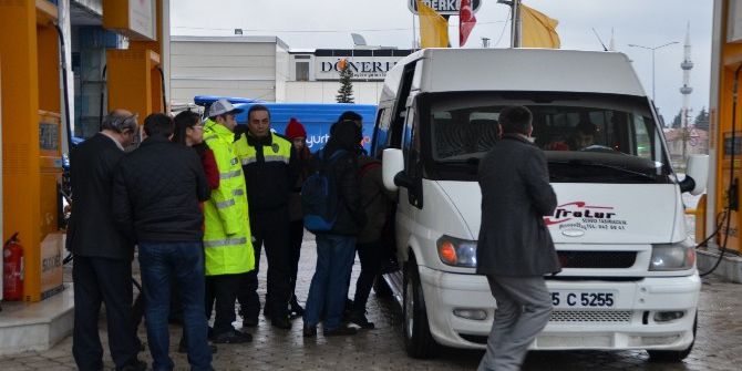 Fazla Öğrenci Taşıyan Öğrenci Servislerine Ceza Yazıldı