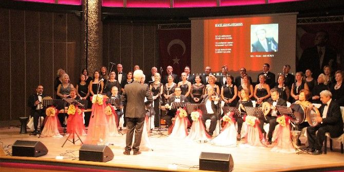 Zeki Müren Doğum Gününde Anıldı