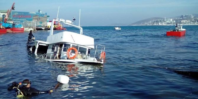 Kuşadası’nda Bakımı Yapılan Tekne Battı