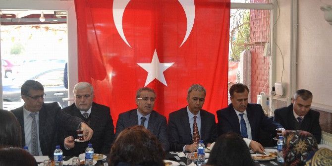 Lüleburgaz’da ‘Halk Buluşması‘ Toplantısı