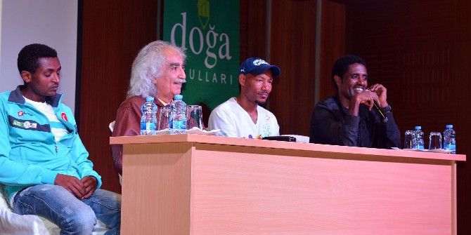 Maraton Sporcuları Öğrencilerle Buluştu