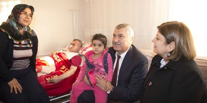 Karalar: "Sosyal Belediyecilik Lütuf Değil Görevdir”