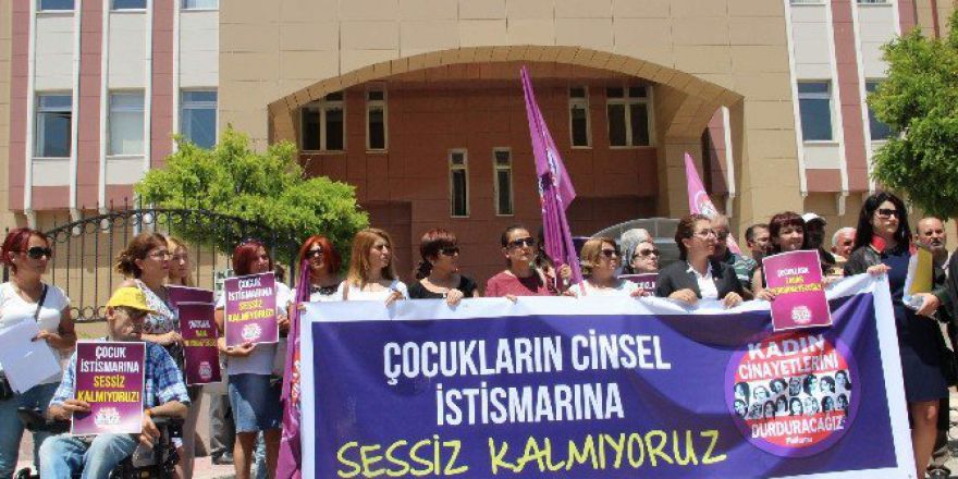 Öğretmenden 20 Çocuğa Cinsel İstismar Davası